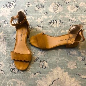 Lucky Brand 6-1/2 summer sandal